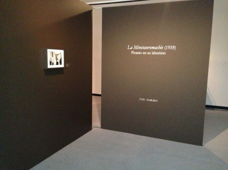 Inauguración exposición de ex-alumna.